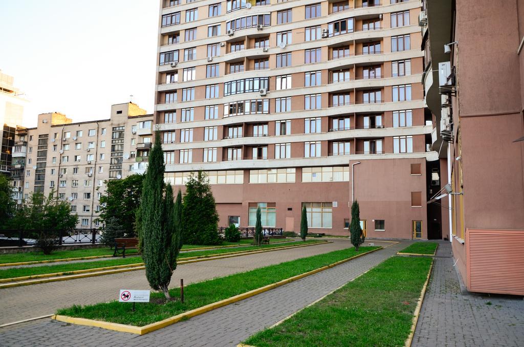 Diplomat Aparthotel Kiev Exterior foto